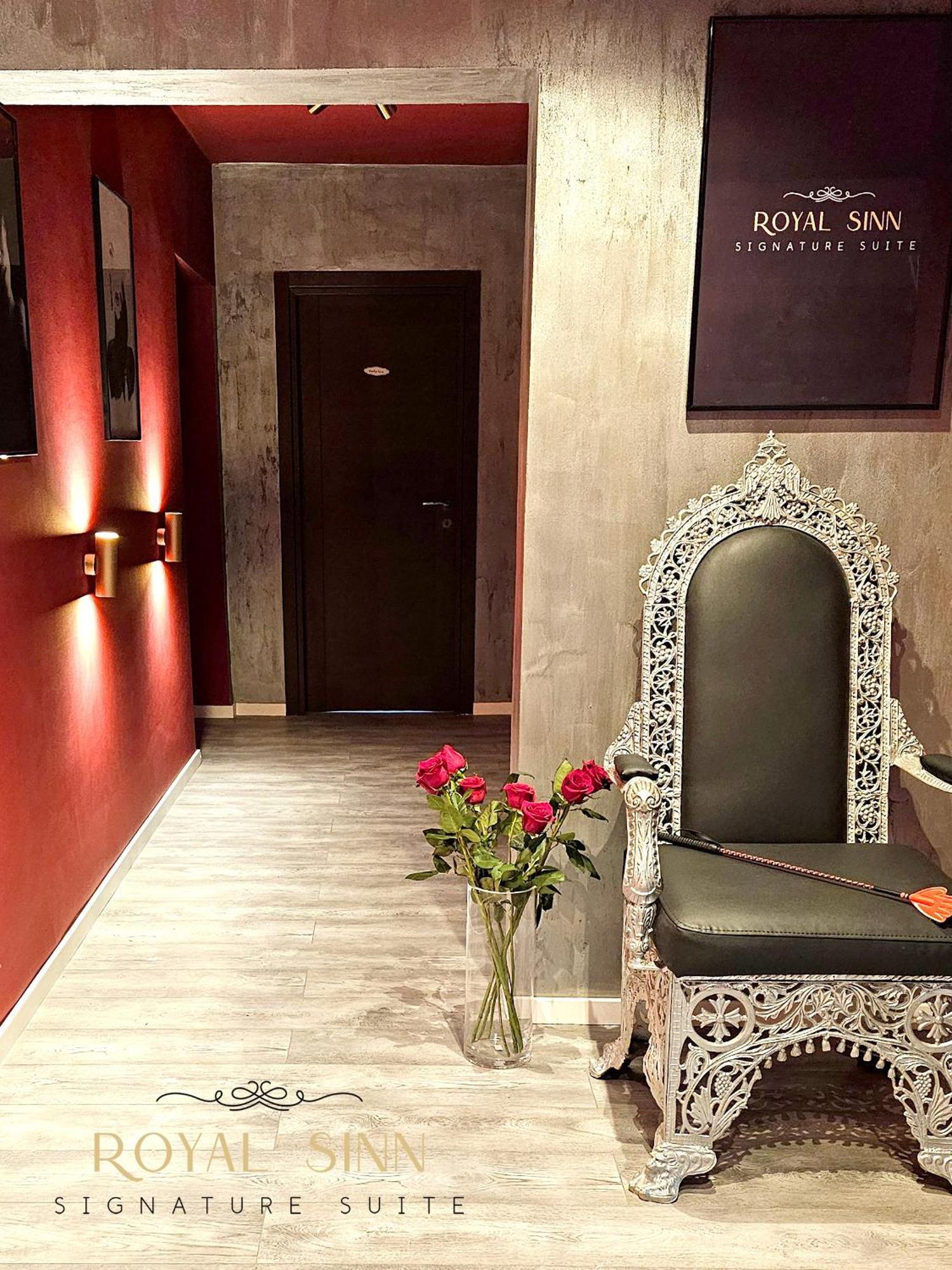 Royal Sinn Signature Suite Bukarest Exterior foto